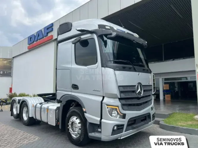 Caminhão Mercedes-Benz Actros 2548 6x2 2022/2022 Cavalo trucado revisado e com garantia