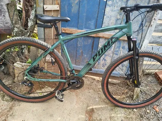 Bicicleta aro 29 semi nova