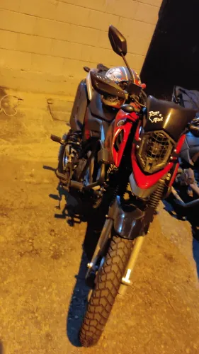 Moto conservada, revisão feitas