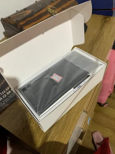 Vendo celular novo na caixa