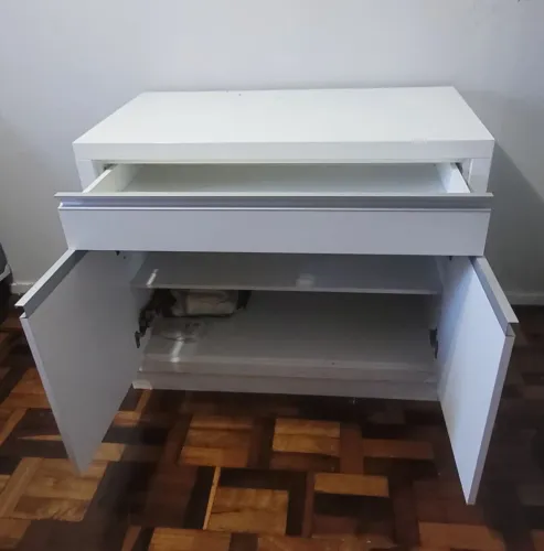Cômoda de roupas para quarto