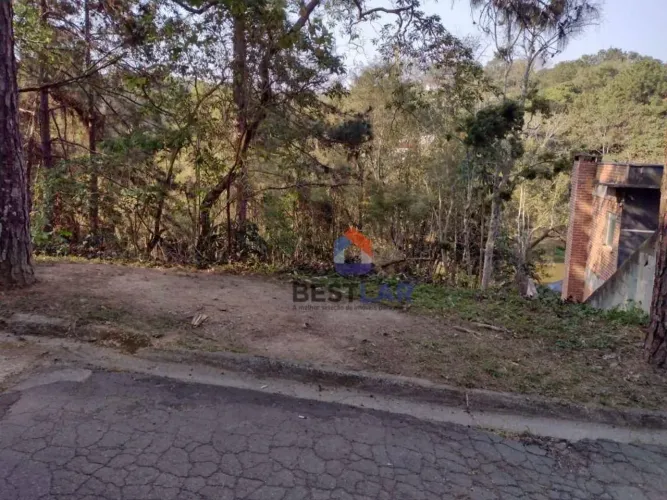 Terreno disponível pra venda, no Condomínio Granja Carneiro Viana, em Cotia/Sp