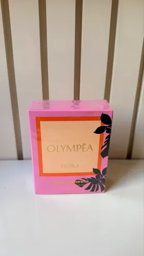 Perfume Olympea Flora