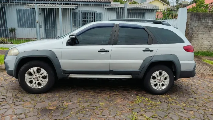 Fiat Palio Weekend Adventure Locker 1.8 Flex 2009