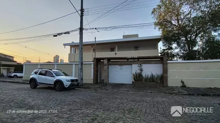 Casa com 4 dormitórios, 240 m² - venda por R$ 1.200.000,00 ou aluguel por R$ 6.000,00/mês 