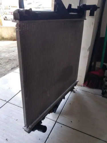 Radiador p/ l200 manual