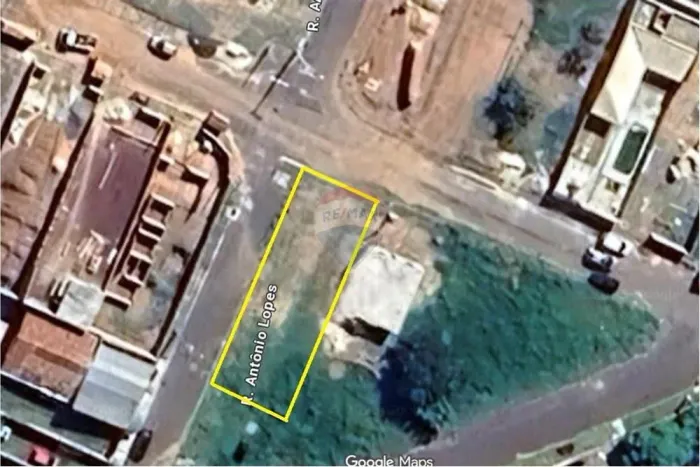 Terreno à Venda 294 m2  Rubião Júnior, Jardim Nossa Senhora das Graças