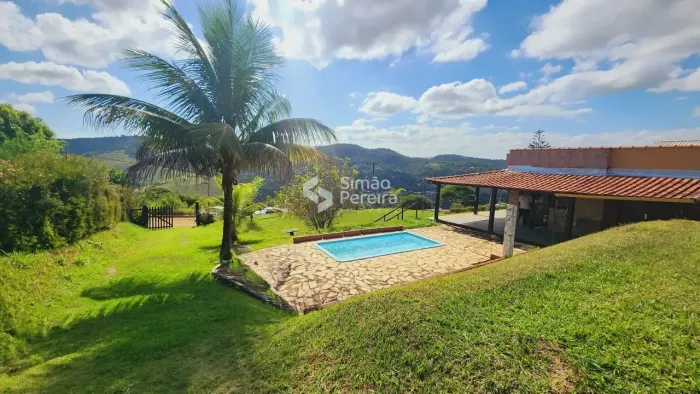 Imóvel para venda tem 1250m² com 2 quartos em Centro - Simão Pereira - MG