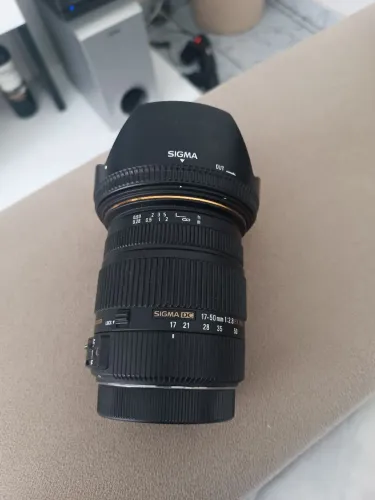 Lente Sigma DC 17-50 1:2.8 EX HSM