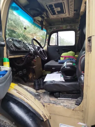 MB 1513