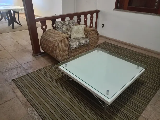 Poltrona linda com almofadas impermeabilizadas estrutura de alumínio, revestimento Junco