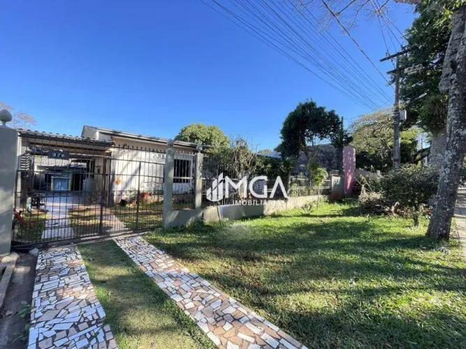 Casa com 3 dormitórios à venda, 120 m² por R$ 700.000,00 - Vila Maracanã - Foz do Iguaçu/P