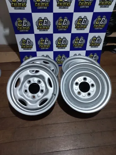 Roda Peugeot 504 aro 15. R$199,00 cada roda. Disk entrega