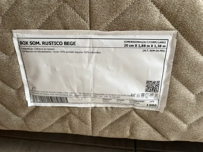 Cama Box Casal 1,38x1,88 + Colchão D33 | Excelente Estado
