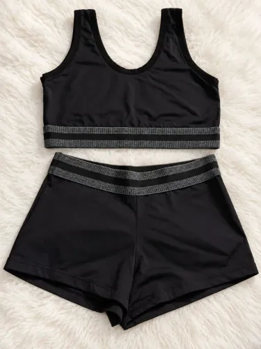 Roupas Femininas e Masculina Romance Íntimas