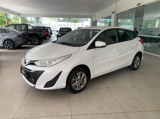 Toyota Yaris XL 1.5 Flex 16V 5P Aut. 2022