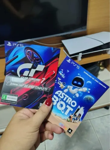 Jogo AstroBot e Gran Turismo 7 PS5