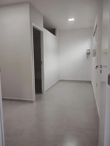 Kit Net/ Casa 1 Quarto em Laranjeiras Próxima Av Central Serra