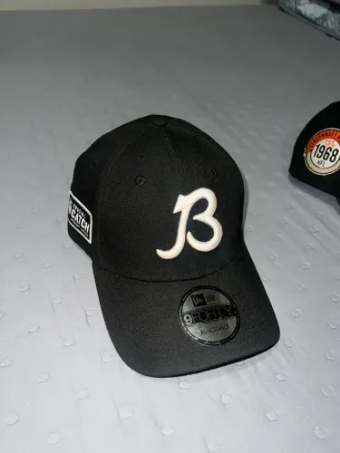 Men's New Era Black Chicago Bears 2023 NFL Crucial Catch 9FORTY Adjustable Ha