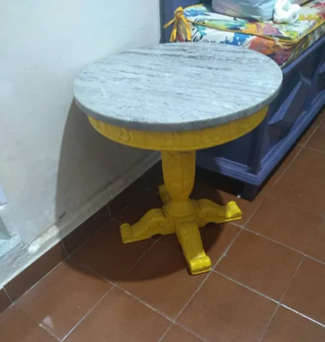 Mesinha de canto