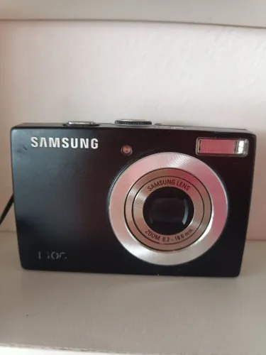 Câmera Samsung L100