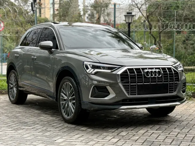 Audi Q3 Performance 2.0 TFSI Tiptr. Quattro 2024