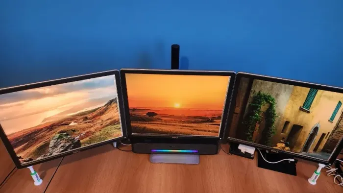 Kit com 3 monitores (os 3 mais suporte por 999,00 apenas)