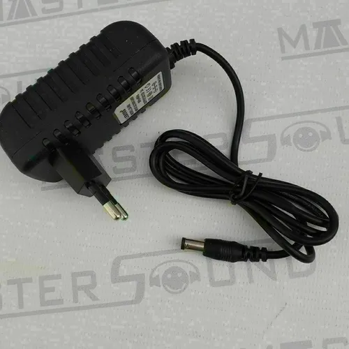 Fonte de alimentação  para monitor.  12 volts. 2,5 Amperes. Nova. 