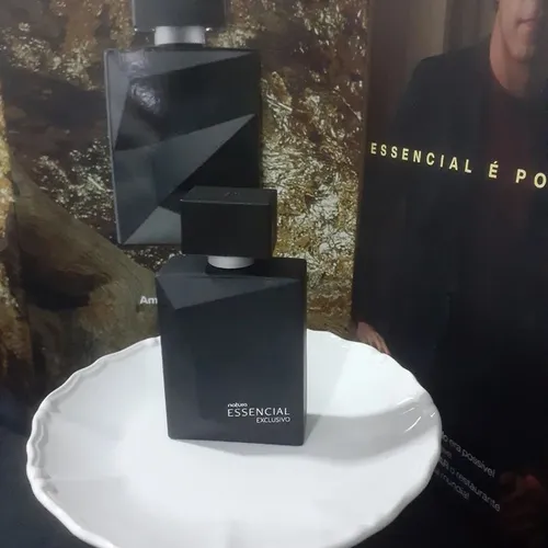 Essencial exclusivo Masculino 100ml perfume