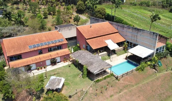 Chácara com 7 dormitórios à venda, 15935 m² por R$ 7.500.000,00 - Granja Viana - Cotia/SP
