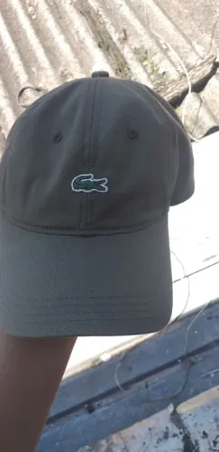 Boné Lacoste Casual Contrast Strep Logo verde