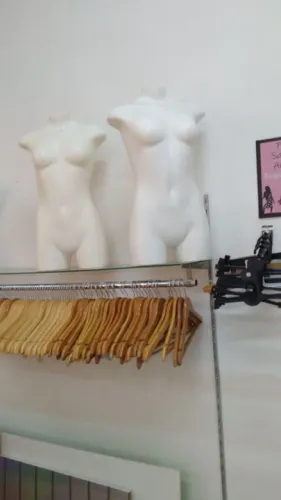 Manequin branco com base