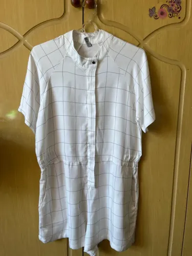 Macacão branco xadrez feminino