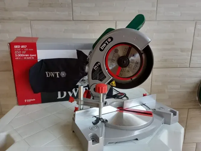 Serra meia esquadria 7" DWT by Vonder