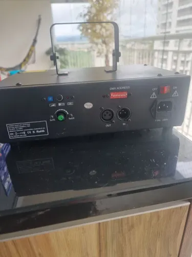 Projetor de Laser B2000 RGB DMX para Shows e Eventos
