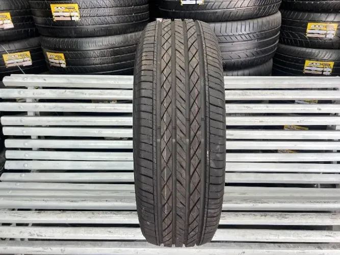 Pneu 235/70/16 Roadking Argos H/T (Novo) R$449,00 / Pneu 235/70R16 (01un disponível)