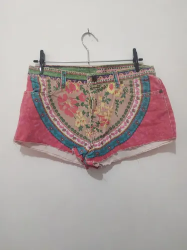 Lote de roupas Farm e inspiração
