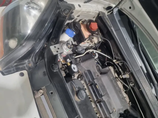 Semi novo kit gnv 2200 avista cartão 2600 em 10 veses e kit g5 com garantia istalado 