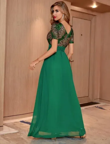 Vestido de Festa Verde - Elegante e Impecável