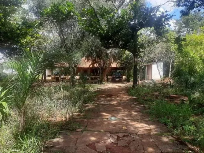 VENDE-SE CHÁCARA NO CAMPOS DOURADO - ARAGOIÂNIA / GO.