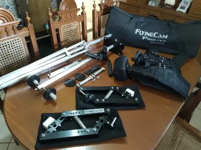 ESTABILIZADOR PARA CÂMERAS STEADICAM DIMTEC LITE