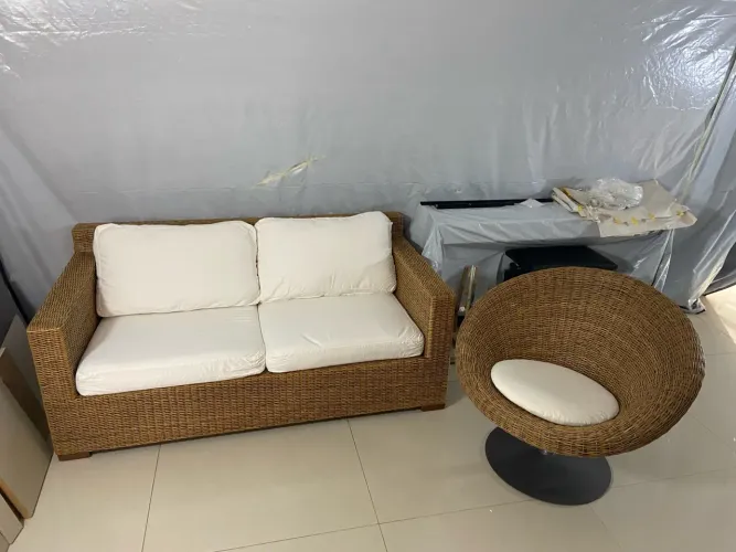 Conjunto junco natural Sofá 2 Lugares e Poltrona de junco  natural Giratória