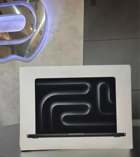 MacBook Pro M5