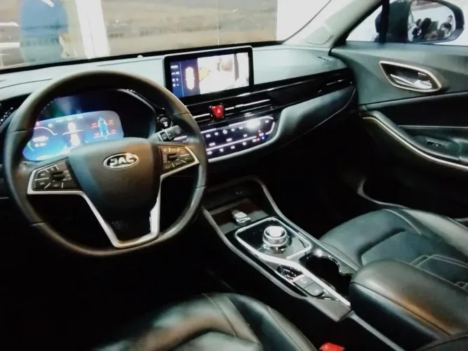 JAC E-JS4 150cv 5P Aut. (elétrico) 2023