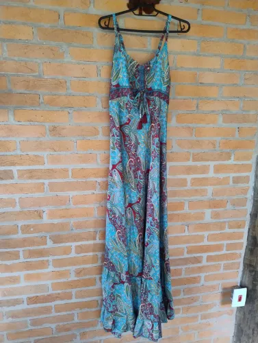 Vestido indiano turquesa em seda