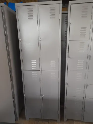 Armário de aço 4 portas novo