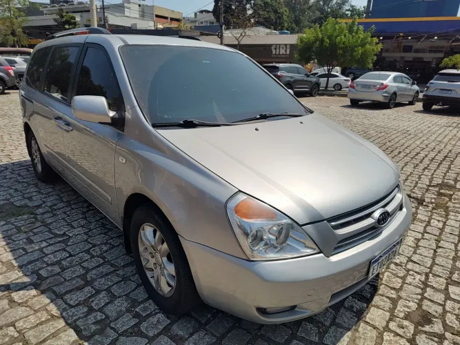 Kia Motors Carnival EX 3.8 V6 24V 242cv Aut. 2010