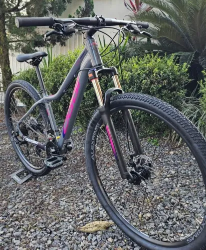Bicicleta OGGI Float Sport Feminina 21V - Nova