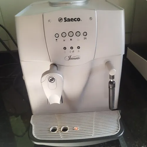 Máquina de café saeco