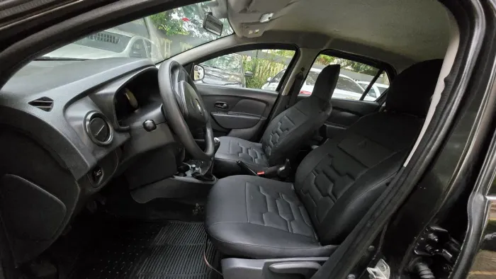 Renault Logan 2020 GNV Couro Valor Real